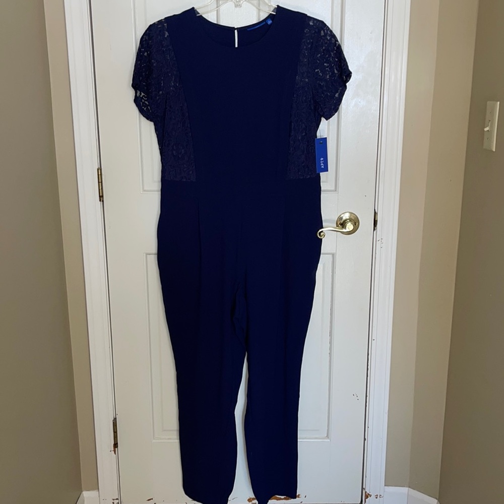 Ladies Business casual jumper.